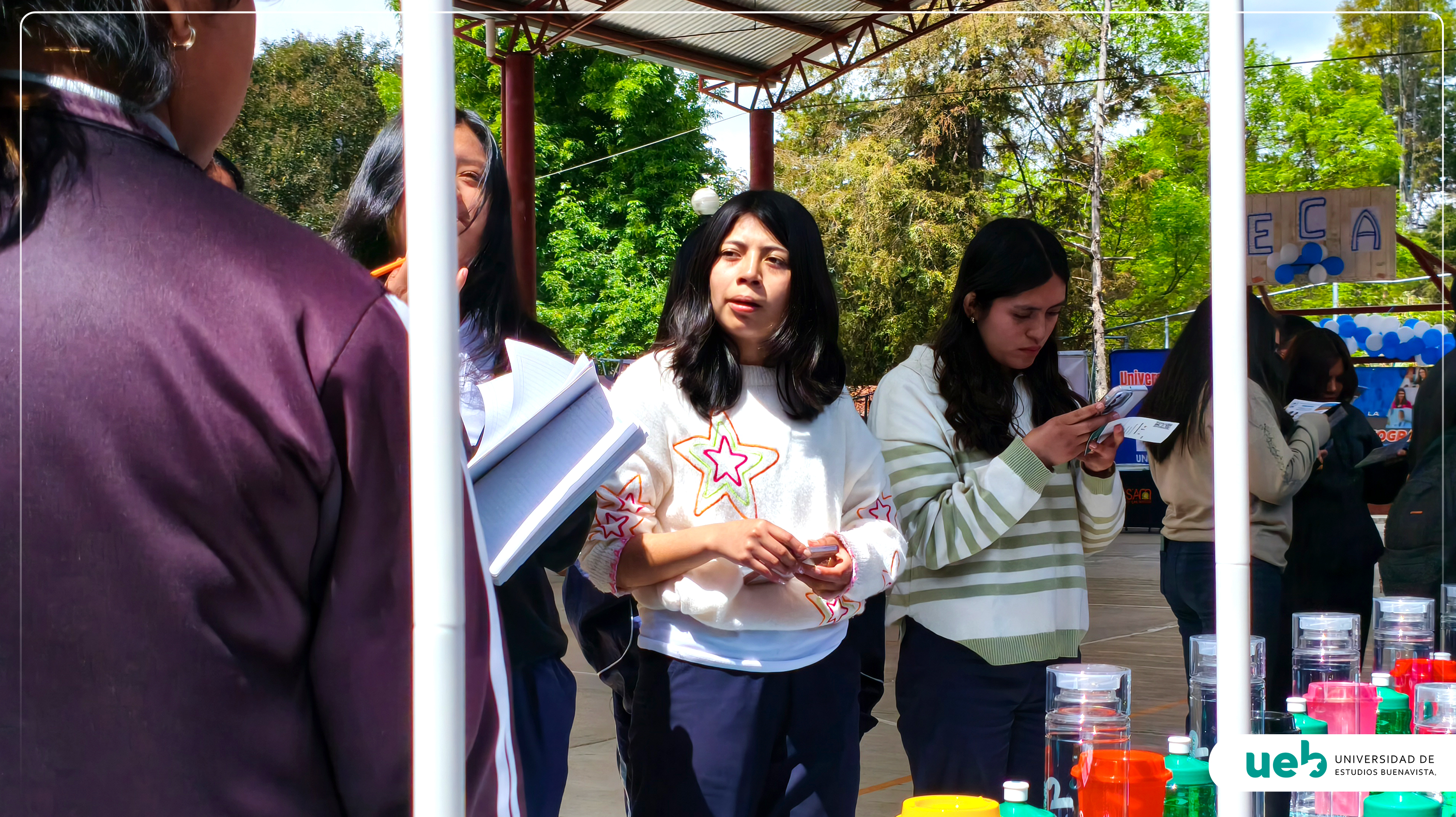 Feria Profesiográfica - Prepa  Bivalente de Comercio y Administración