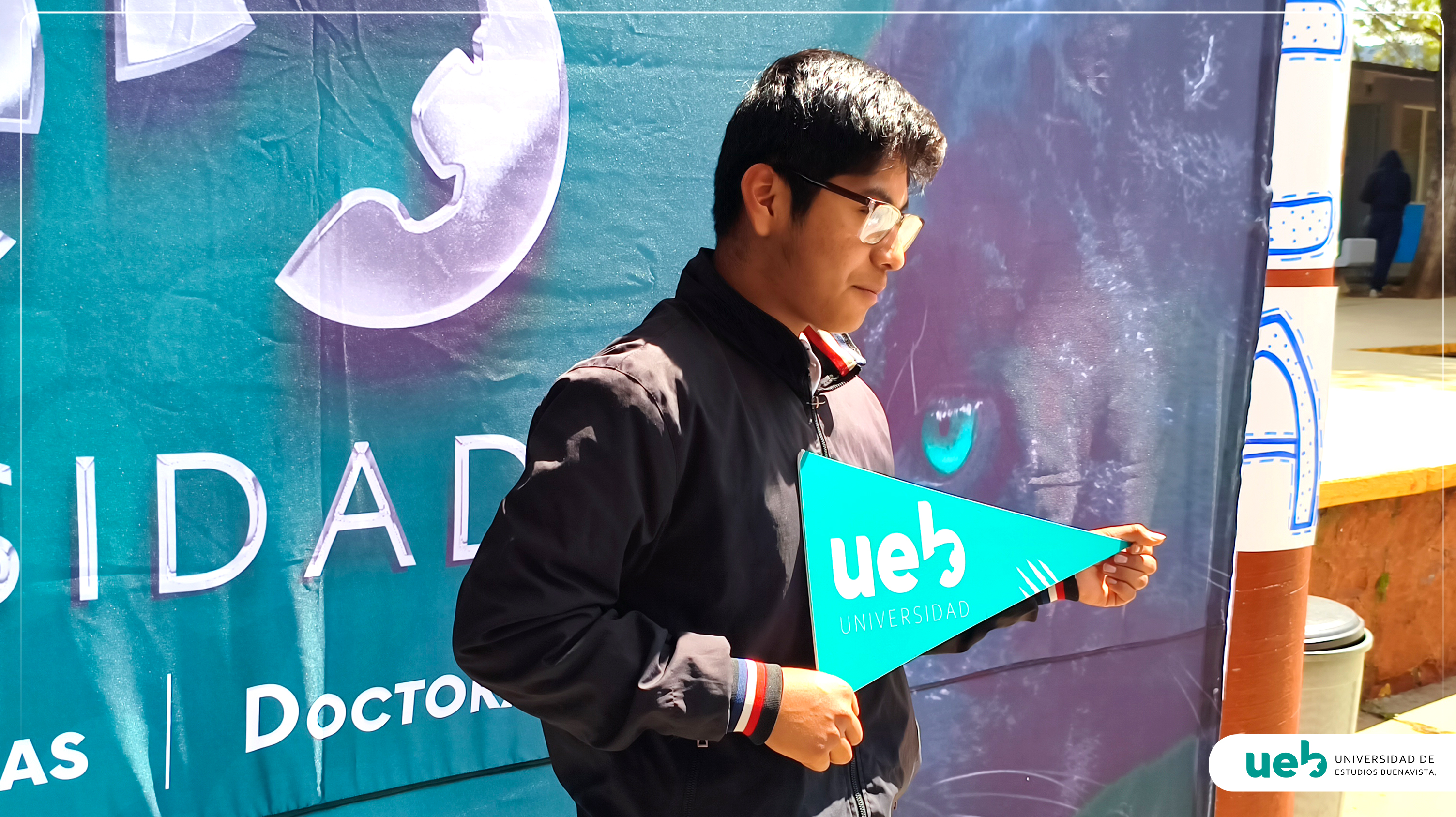 Feria Profesiográfica - Prepa  Bivalente de Comercio y Administración